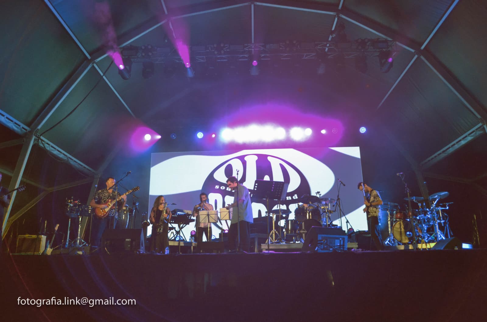 Old Bridge vista de trás